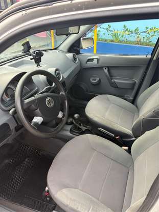 VOLKSWAGEN-GOL-2006