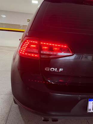 VOLKSWAGEN-GOLF-2013