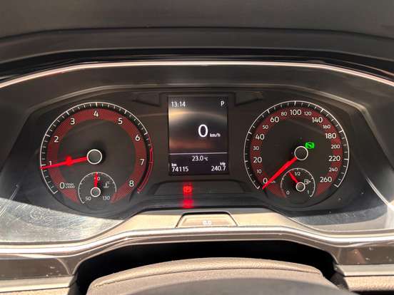 VOLKSWAGEN-JETTA-2019