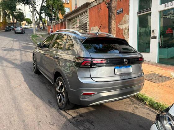 VOLKSWAGEN NIVUS 1.0 200 TSI TOTAL FLEX HIGHLINE AUTOMÁTICO