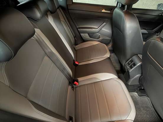 VOLKSWAGEN-NIVUS-1.0 200 TSI TOTAL FLEX HIGHLINE AUTOMÁTICO VOLKSWAGEN-NIVUS-2021