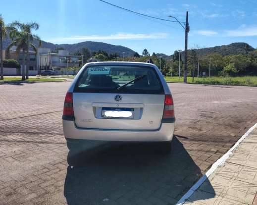 VOLKSWAGEN-PARATI-2002