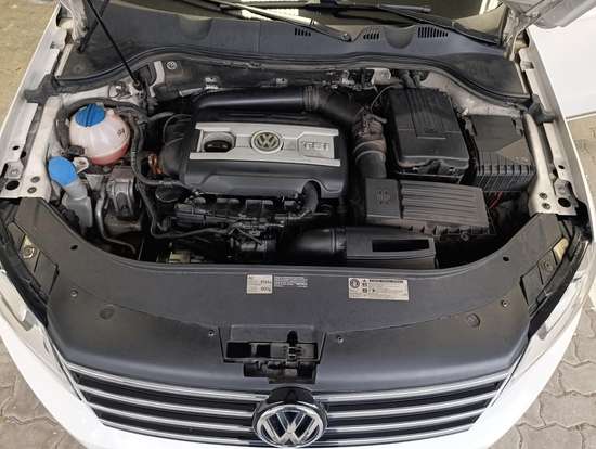 VOLKSWAGEN-PASSAT-2.0 TSI HIGLHINE VARIANT GASOLINA 4P AUTOMATIZADO VOLKSWAGEN-PASSAT-2011