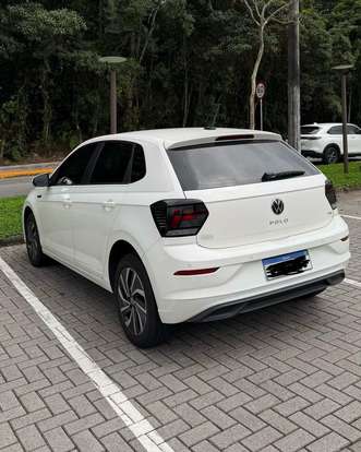 VOLKSWAGEN-POLO-2022