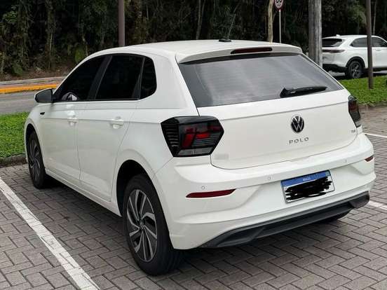 VOLKSWAGEN-POLO-1.0 170 TSI HIGHLINE AUTOMÁTICO VOLKSWAGEN-POLO-2022