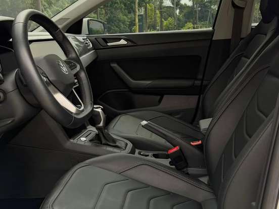 VOLKSWAGEN-POLO-1.0 170 TSI HIGHLINE AUTOMÁTICO VOLKSWAGEN-POLO-2022