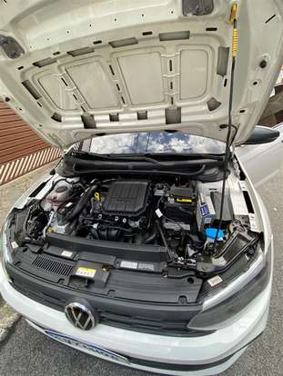 VOLKSWAGEN-POLO-2024