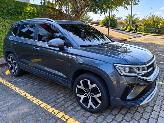 VOLKSWAGEN-TAOS-2023