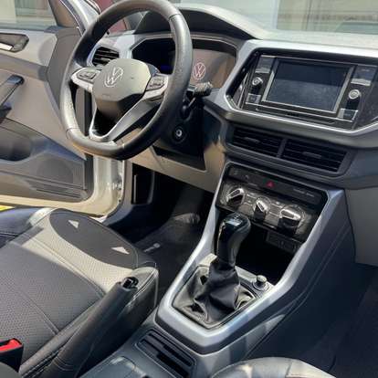VOLKSWAGEN-T-CROSS-2023