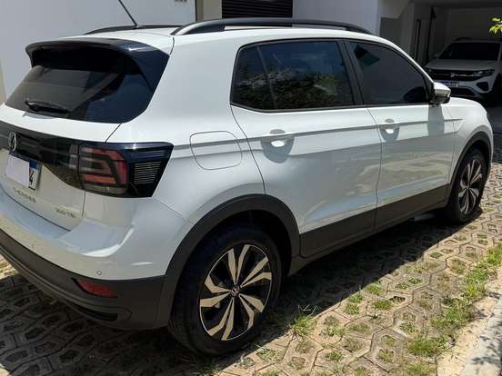 VOLKSWAGEN-T-CROSS-1.0 200 TSI TOTAL FLEX AUTOMÁTICO VOLKSWAGEN-T-CROSS-2023