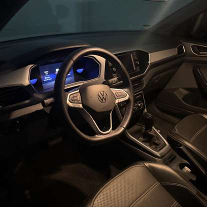 VOLKSWAGEN-T-CROSS-2023