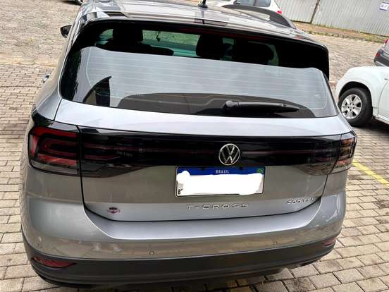 VOLKSWAGEN-T-CROSS-2023