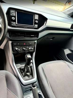 VOLKSWAGEN-T-CROSS-2023