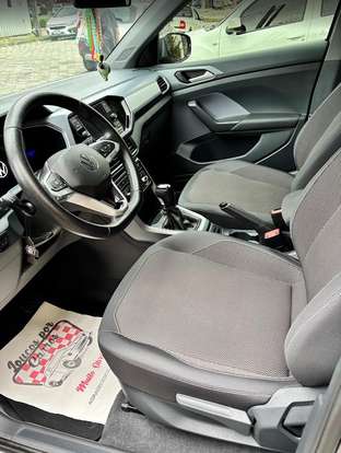 VOLKSWAGEN-T-CROSS-2023