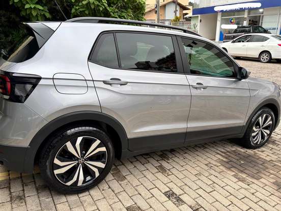 VOLKSWAGEN-T-CROSS-2023