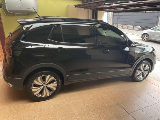 VOLKSWAGEN-T-CROSS-2019
