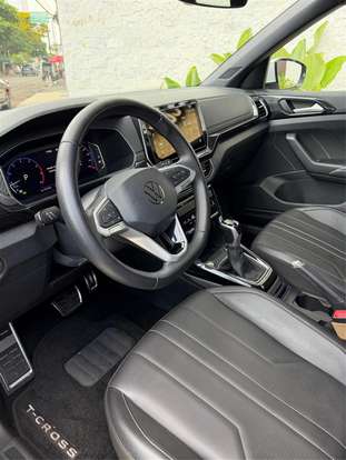 VOLKSWAGEN-T-CROSS-2024