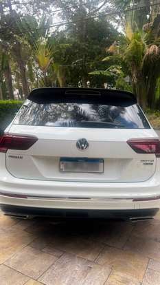 VOLKSWAGEN-TIGUAN-2021