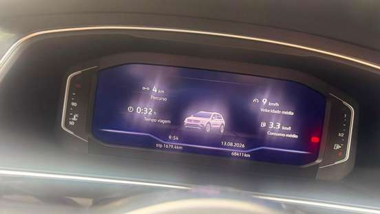 VOLKSWAGEN-TIGUAN-2021