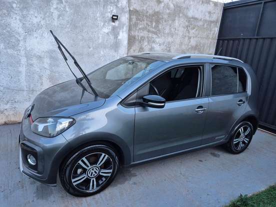 VOLKSWAGEN-UP-2021