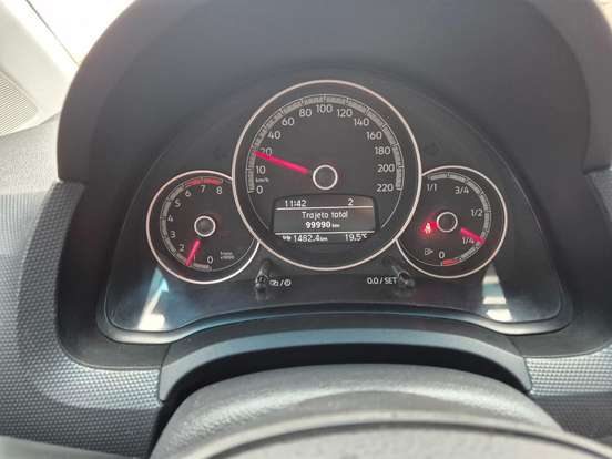 VOLKSWAGEN-UP-2021
