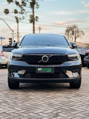 VOLVO-C40-2022