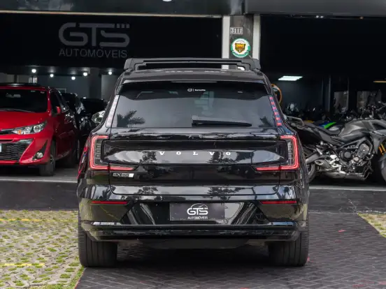 VOLVO-EX90-P8 RECHARGE TWIN ELECTRIC PERFORMANCE ULTRA AWD VOLVO-EX90-2025
