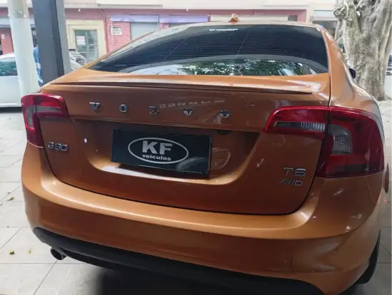 VOLVO-S60-2011