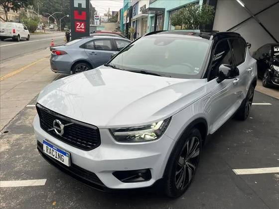 VOLVO XC40 1.5 T5 RECHARGE R-DESIGN GEARTRONIC