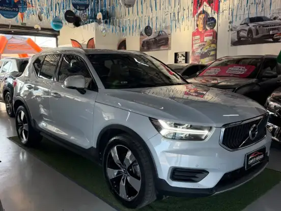 VOLVO-XC40-2.0 T4 GASOLINA MOMENTUM GEARTRONIC VOLVO-XC40-2019