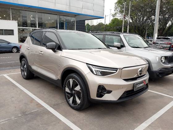 VOLVO XC40 P6 RECHARGE ELECTRIC PLUS