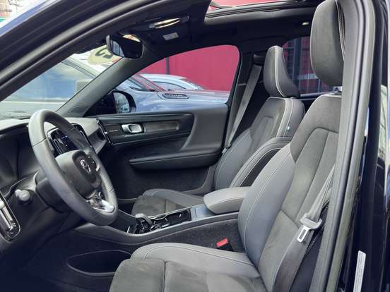 VOLVO-XC40-P8 RECHARGE TWIN ELECTRIC ULTIMATE AWD VOLVO-XC40-2022