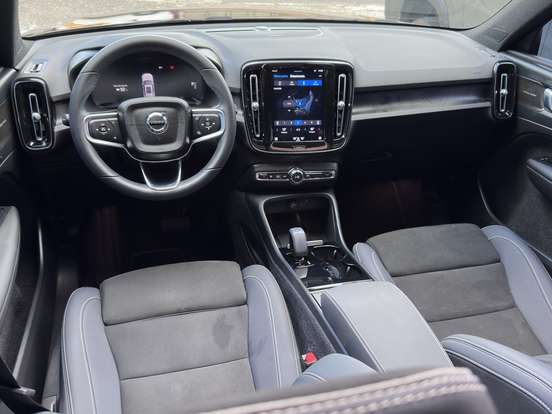 VOLVO-XC40-P8 RECHARGE TWIN ELECTRIC ULTIMATE AWD VOLVO-XC40-2022