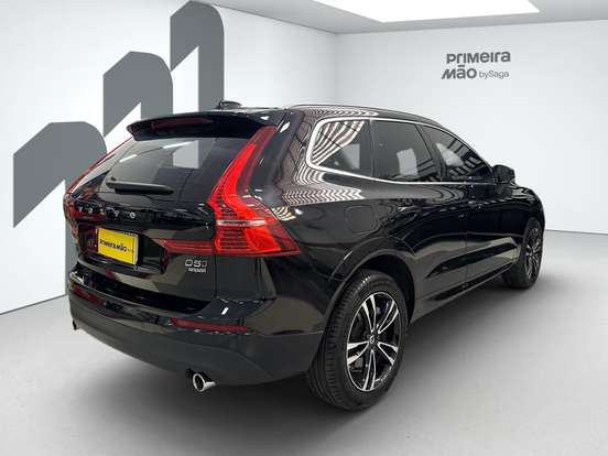 VOLVO-XC60-2019