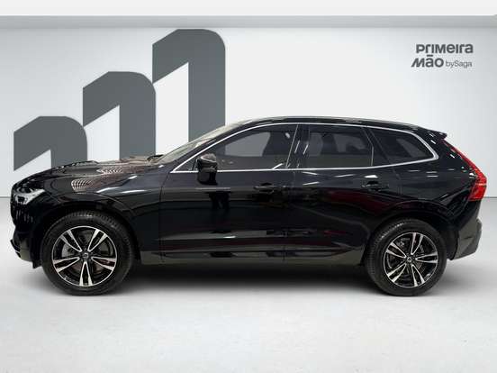 VOLVO-XC60-2.0 D5 DIESEL MOMENTUM AWD GEARTRONIC VOLVO-XC60-2019