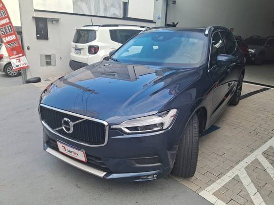 VOLVO XC60 2.0 D5 DIESEL MOMENTUM AWD GEARTRONIC