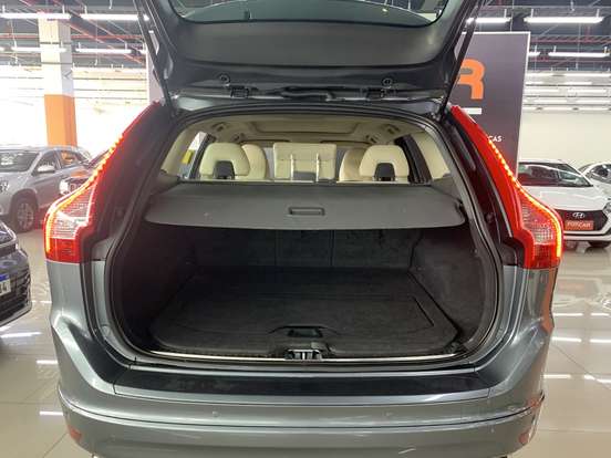 VOLVO-XC60-2.0 T5 MOMENTUM GASOLINA 4P AUTOMÁTICO VOLVO-XC60-2017