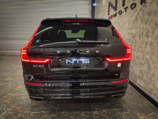 VOLVO-XC60-2019