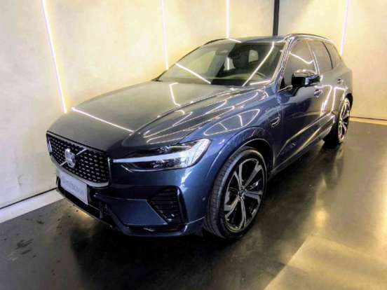 VOLVO-XC60-2021