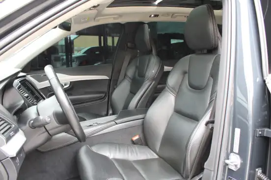 VOLVO-XC90-2.0 T6 GASOLINA MOMENTUM AWD GEARTRONIC VOLVO-XC90-2019