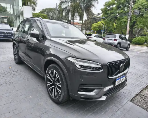VOLVO-XC90-2023