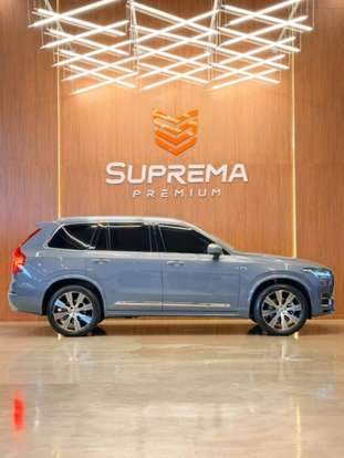 VOLVO-XC90-2021