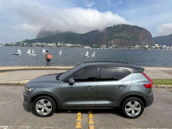 VOLVO-XC40-2.0 T4 GASOLINA GEARTRONIC VOLVO-XC40-2018