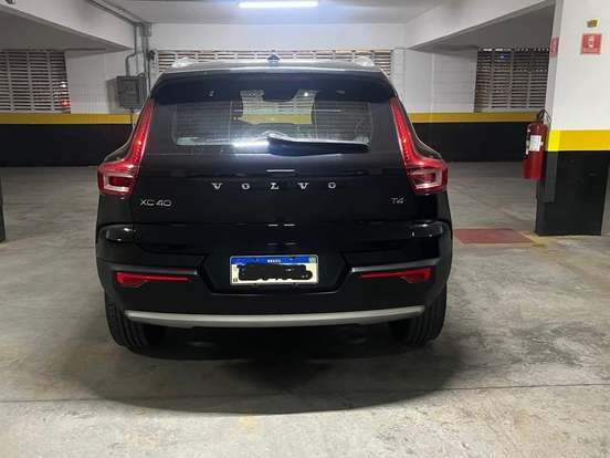 VOLVO-XC40-2.0 T4 GASOLINA MOMENTUM GEARTRONIC VOLVO-XC40-2020