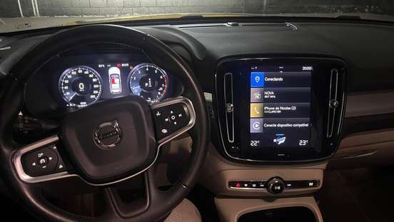 VOLVO-XC40-2.0 T4 GASOLINA MOMENTUM GEARTRONIC VOLVO-XC40-2020