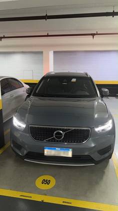 VOLVO XC40 2.0 T5 GASOLINA MOMENTUM AWD GEARTRONIC
