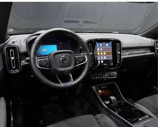 VOLVO-XC40-2022