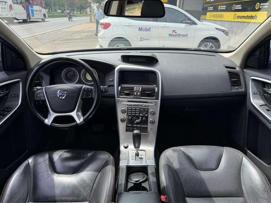 VOLVO-XC60-2009