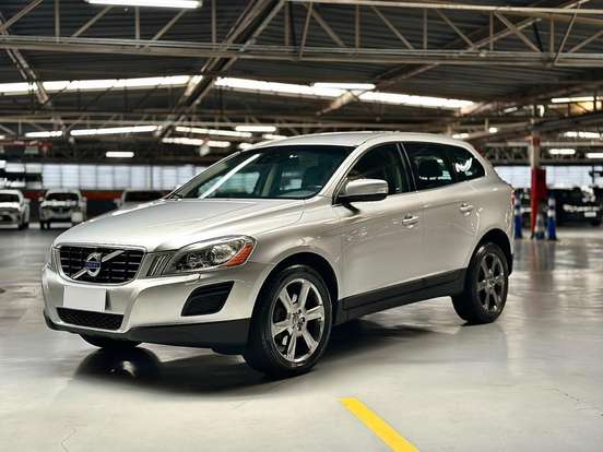 VOLVO-XC60-2.0 T5 DYNAMIC FWD TURBO GASOLINA 4P AUTOMÁTICO VOLVO-XC60-2013