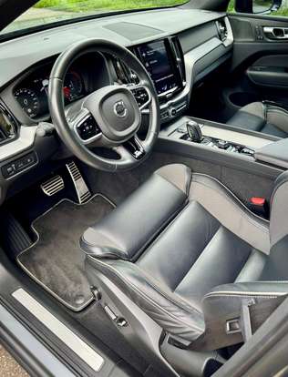 VOLVO-XC60-2019